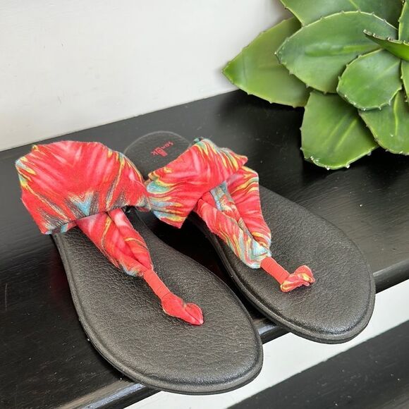 Sanuk Shoes - Sanuk sling tie dye sandals thong women’s 8 like new
